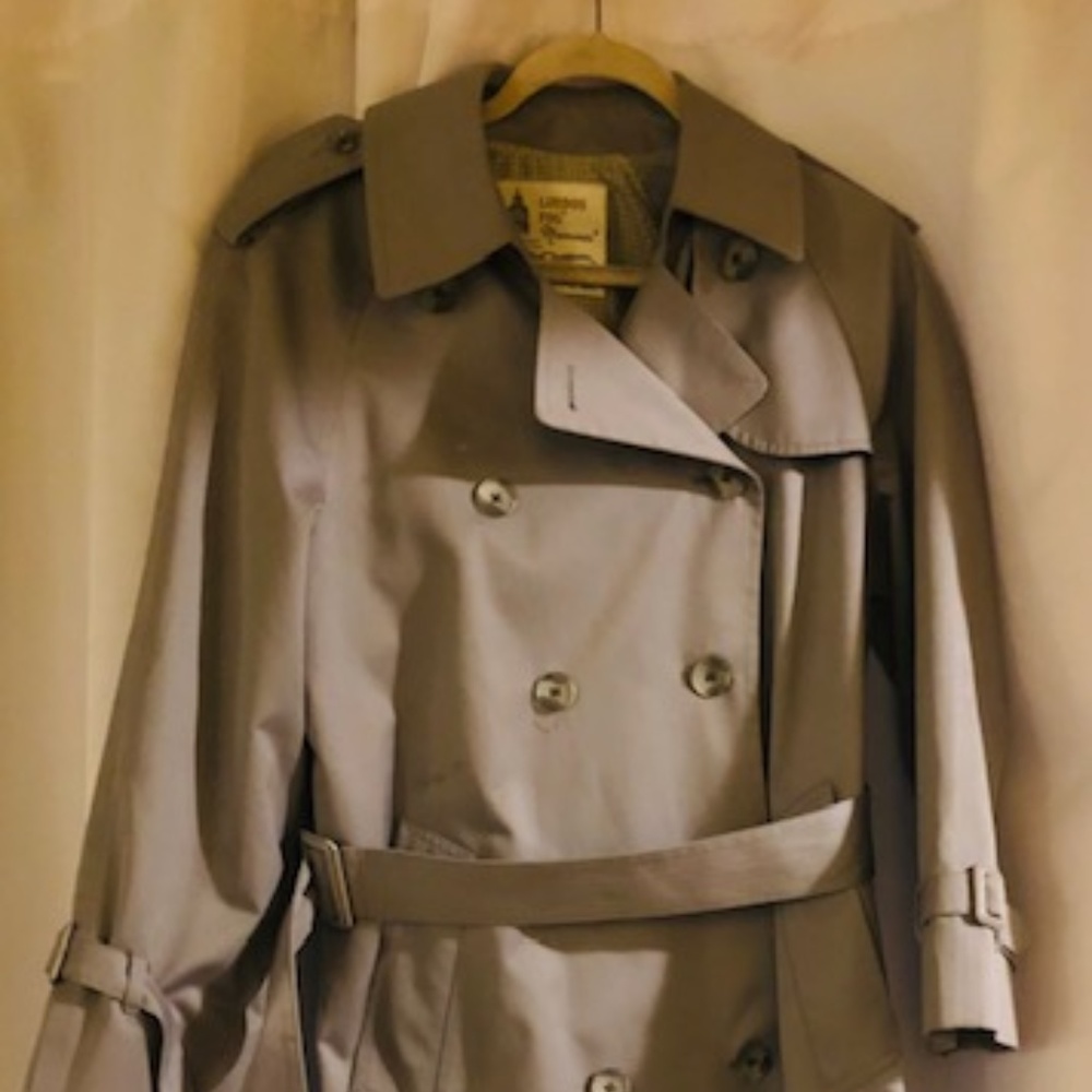 London Fog Maincoats Woman's Size 10P